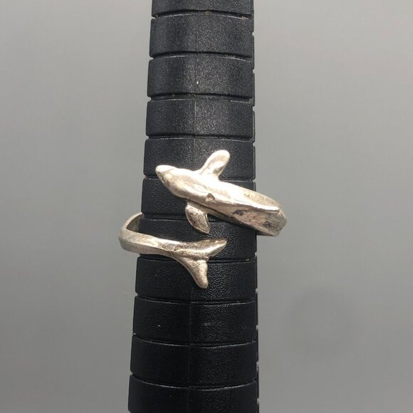 Sterling Silver Dolphin Ring Women’s Bypass Band Figural Sea Animal Size 5.5 - Picture 1 of 11
